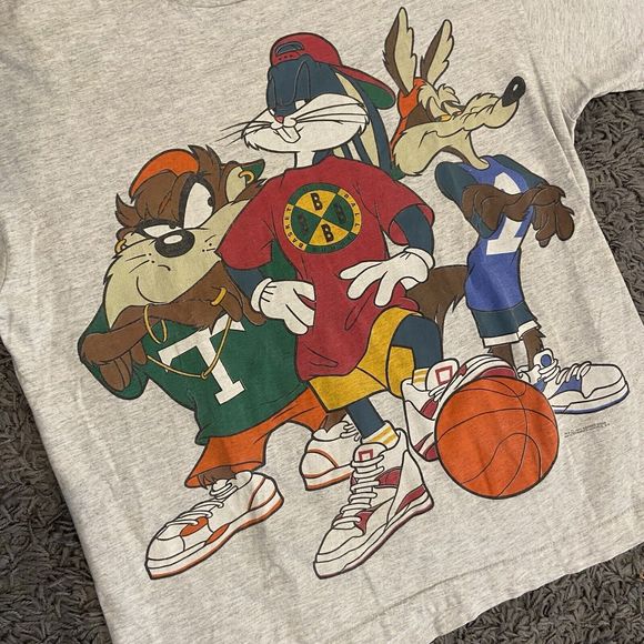 Vintage 1993 Looney Tunes Bugs Bunny Basketball Cross Colors T-Shirt XL USA Made - Picture 2 of 12